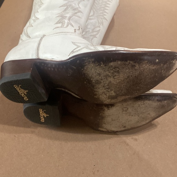 Old Gringo White Heeled Boots - Picture 7 of 16